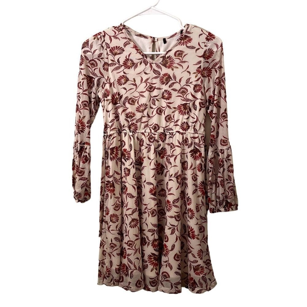 Floral lightweight long sleeved dress vneck ruched fit and flare midi dress